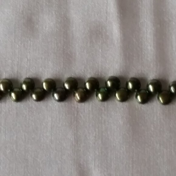 FINAL PRICE: 9" GENUINE Pearl Bracelet w/ Copper Toggle, Green - Picture 2 of 9